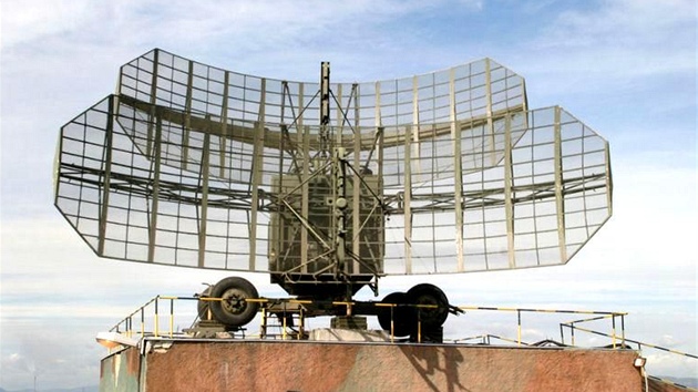 Radioloktor sovtsk vroby P-37 se armda chce zbavit, protoe jsou siln zastaral. Msto nich zaml podit modern mobiln radioloktory.