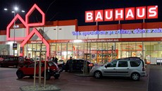 Otevení hypermarketu Bauhaus v Plzni. 