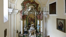 Oltá� z kostela v �isté.