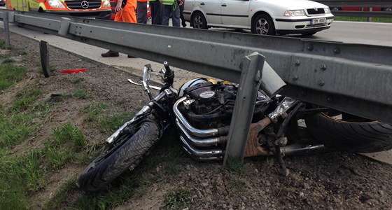 idi motocyklu havaroval na Praském okruhu. Ilustraní snímek