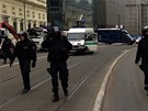 Policie opt uzavela Národní tídu v Praze kvli zjitnému úniku plynu. Ped