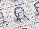 eská pota zaala prodávat známky s portrétem prezidenta Miloe Zemana. (24.