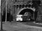 Autobus M 11 ve Vyehradském tunelu na lince . 132 kolem roku 1968, kdy