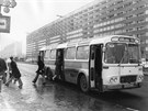 Autobus M 11 . 6533 z roku 1977, nasazený na autobusové lince . 177, která