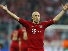 TO JSEM PROST JÁ. Arjen Robben z Bayernu Mnichov oslavuje gól proti Barcelon.