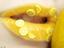 Rty inspirované citronem - umělecké dílo Španělky Evy Senin Pernasové.