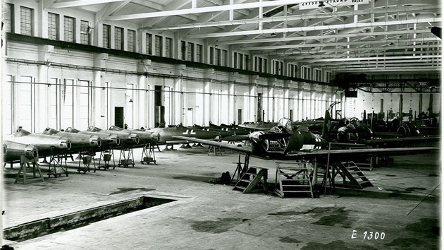 Válená výroba v továrn Letov
