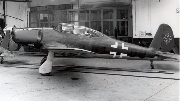 Arado Ar 96 se vyrábl v továrn Letov, na snímku je jeden z prvních kus