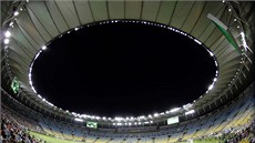 Znovuotevřený legendární brazilský stadion Maracaná viděl exhibiční zápas