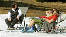 Poslední den ly�ování si náv�t�vníci Ly�a�ského areálu Zadov na �umav� náramn�