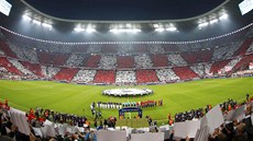 Fotbalový stadion v Mnichově těsně před výkopem semifinále Ligy mistrů mezi