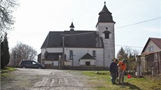 Dosud nevysvtlený pohyb kíe v íhoti pi kázání pátera Josefa Toufara...