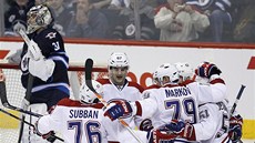 Hokejisté Winnipegu vetn brankáe Ondeje Pavelce jsou zklamaní. Po dalím