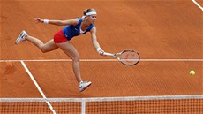 Lucie Šafářová během semifinále Fed Cupu proti Italce Saře Erraniové.