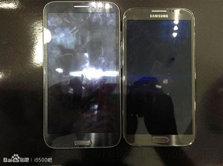 Údajný Samsung Galaxy Note III a Galaxy Note II