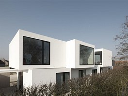 Dm v idylick rezidenn tvrti Mullem navrhlo architektonick duo Basil Graux