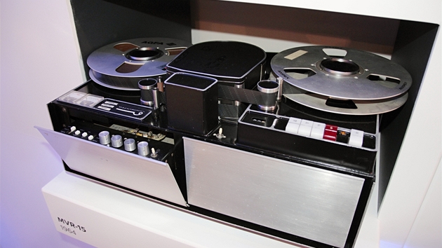Uniktn rekordr Machtronics MVR-15 z roku 1964