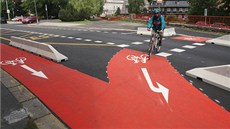 Cyklostezka v centru Liberce.