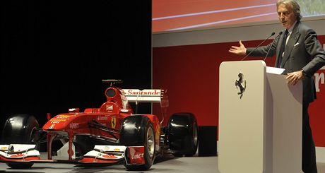 Nejvyí éf automobilky Ferrari Luca di Montezemolo oznamuje 8. kvtna 2013 v