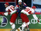 Slovinský hokejista Robert Saboli v oblíení bloruských soupe  Konstantina