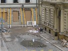 Místo výbuchu v Divadelní ulici v centru Prahy.