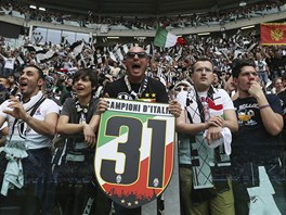 29, NEBO 31? Fanouek Juventusu se tí na oslavy 31. ligového titulu....