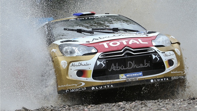 Sebastien Loeb na trati Argentinské rallye.