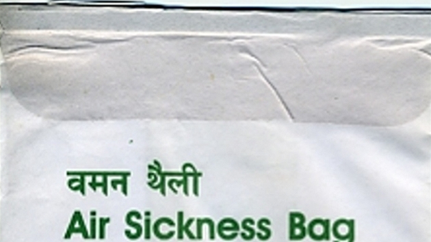 Sáček na zvracení používaný u společnosti Yeti Airlines - Nepál.