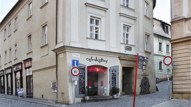 Dům U Zlaté Štiky v centru Olomouce. V roce 1883 zde pobýval známý skladatel Gustav Mahler, působil tehdy v nedalekém olomouckém městském divadle.