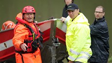 Policisté a hasii hledají u Stránice na Hodonínsku ti vodáky, kteí se na 1.