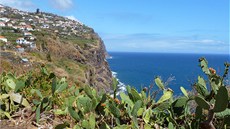 Madeira je tak velká. Ostrov má 57 kilometr jedním smrem a 22 tím druhým....