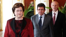 Slib ústavních soudc� na Pra�ském hrad� slo�ili Milada Tomková, Jaroslav Fenyk