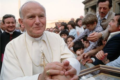 Jan Pavel II. si získal miliony vících po celém svt. Umlec ze Slovenska,