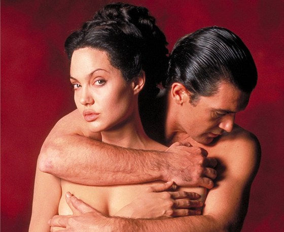 Angelina Jolie a Antonio Banderas si spolu zahráli ve filmu Sedmý hích z roku