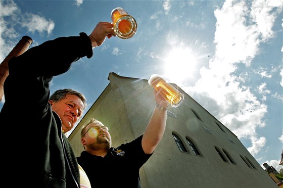 V beclavském pivovaru se pivo nyní zaalo vait po dlouholeté pauze.