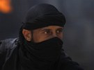 Syrský povstalec z islamistických milic an-Nusra (10. kvtna 2013)