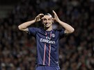 Zlatan Ibrahimovi z týmu Paris Saint Germain po zahozené anci. V utkání s