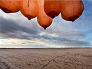 Horkovzduný balon od umlkyn Patricie Piccinniniové, které si Canberra