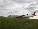 Letoun Airbus A330-300 v barvách SA poprvé pistál na Letiti Václava Havla