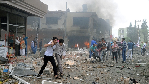 Nsledky vbuch v tureckm mst Reyhanli (11. kvtna 2013)