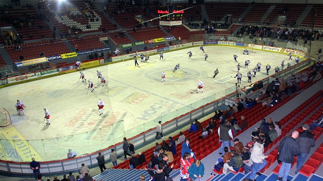 Na zápasech hokejové extraligy se v budějovické Budvar aréně bude zřejmě čepovat radegast na místo budvaru.