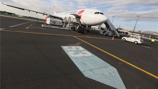 Nov� Airbus A330-300 na plo�e Leti�t� V�clava Havla.