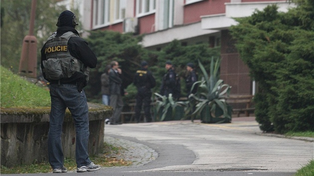 Policie zasahovala v Lznch Kostelec u Zlna v souvislosti s kauzou metyl koncem loskho jna. Veden hotelu nyn d o milionovou evropskou dotaci na rozen komplexu.