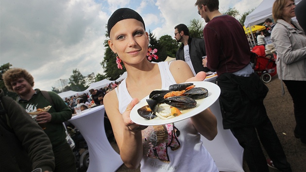 Na Apetit festival v Plzni dorazilo několik tisíc návštěvníků (18. května 2013).