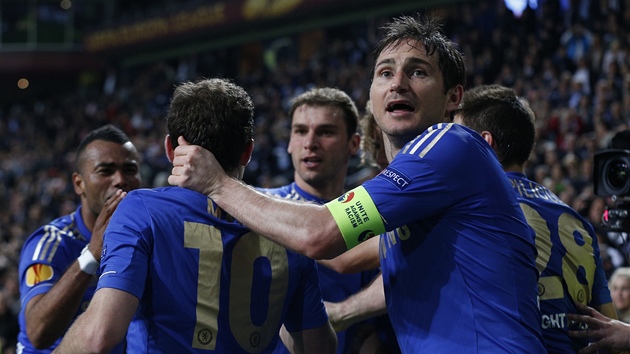 Chelsea slav vtzstv v Evropsk lize. S kapitnskou pskou Frank Lampard.
