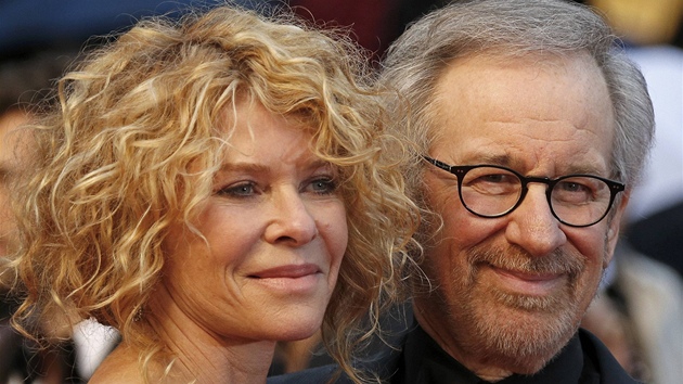 Steven Spielberg a jeho manelka Kate Capshawov (Cannes 2013)