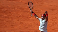OVLÁDL DAL�Í TURNAJ. Rafael Nadal po finále v Madridu.