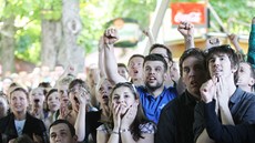 Do Rigrových sad� p�i�li fandit fanou�ci v národních barvách i lidé, kte�í se...