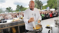 Na Apetit festival v Plzni dorazilo nkolik tisíc návtvník (18. kvtna 2013).