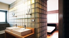 Koupelna s prvky retrostylu v ernoickém dom